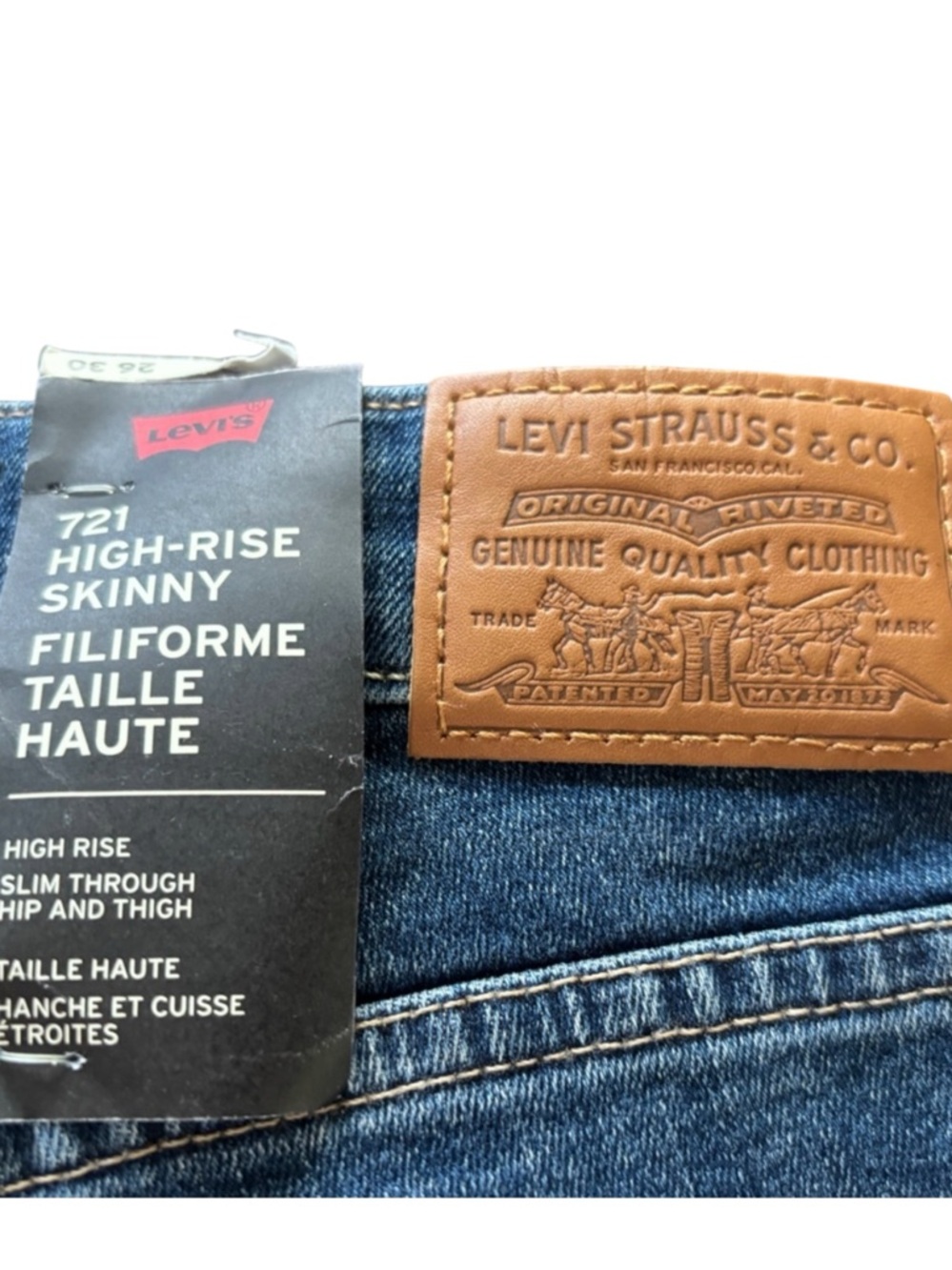 Levi’s Premium 721 NWT High-Rise Skinny Jeans Sculpt Dark Wash Sz 26 Distressed